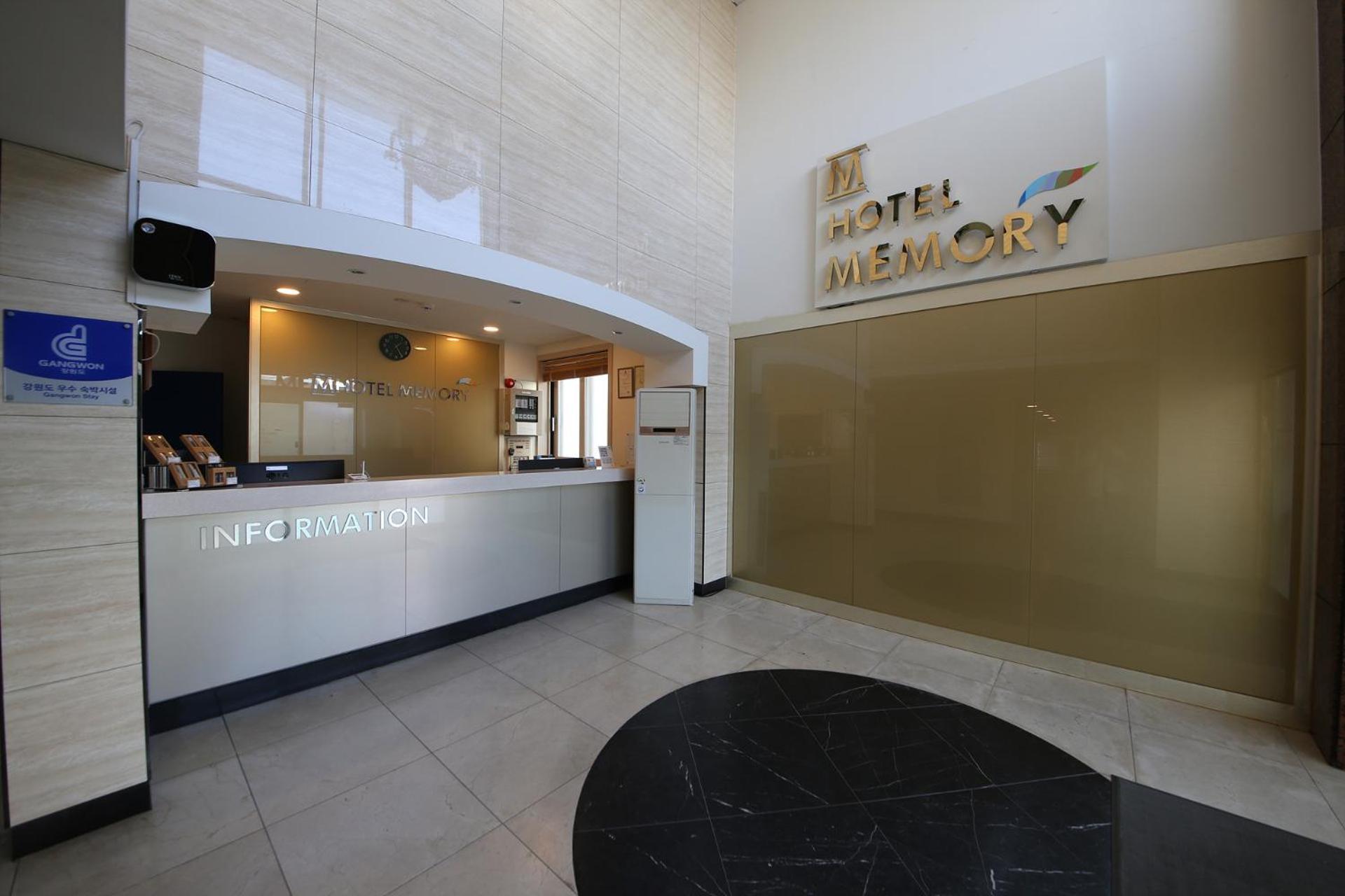 גנגנאונג Hotel Memory Jumunjin- Welcome Drink Provided מראה חיצוני תמונה